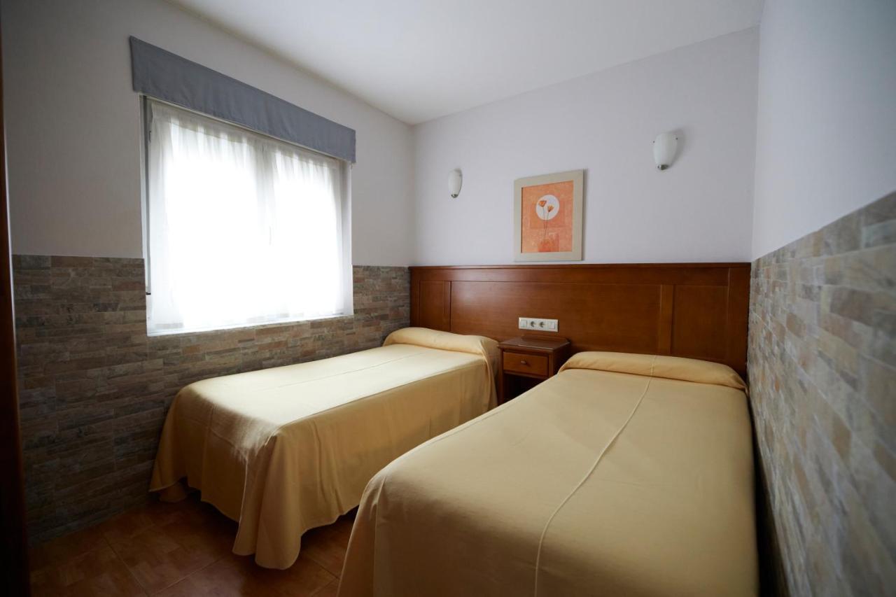 Pension Serafin Aviles Exterior photo