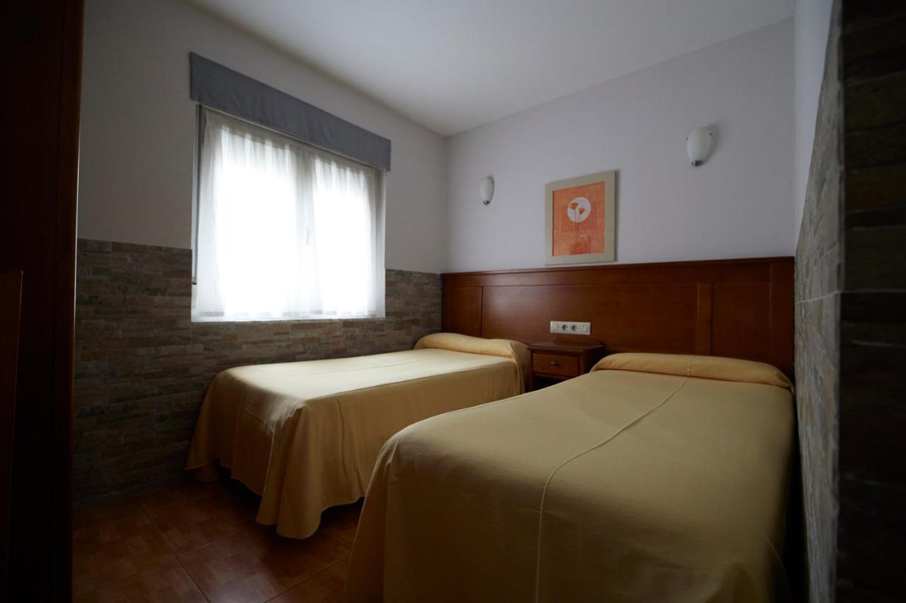 Pension Serafin Aviles Exterior photo